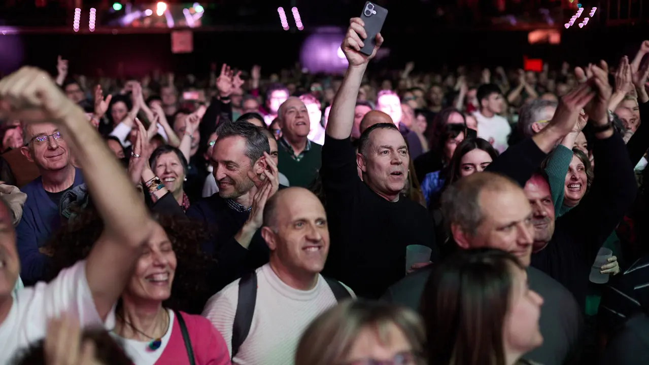 Concierto de Celtas Cortos dentro de su gira "40 a&ntilde;os Contando Cuentos" en el pabell&oacute;n Navarra Arena de Pamplona. I&Ntilde;IGO ALZUGARAY
