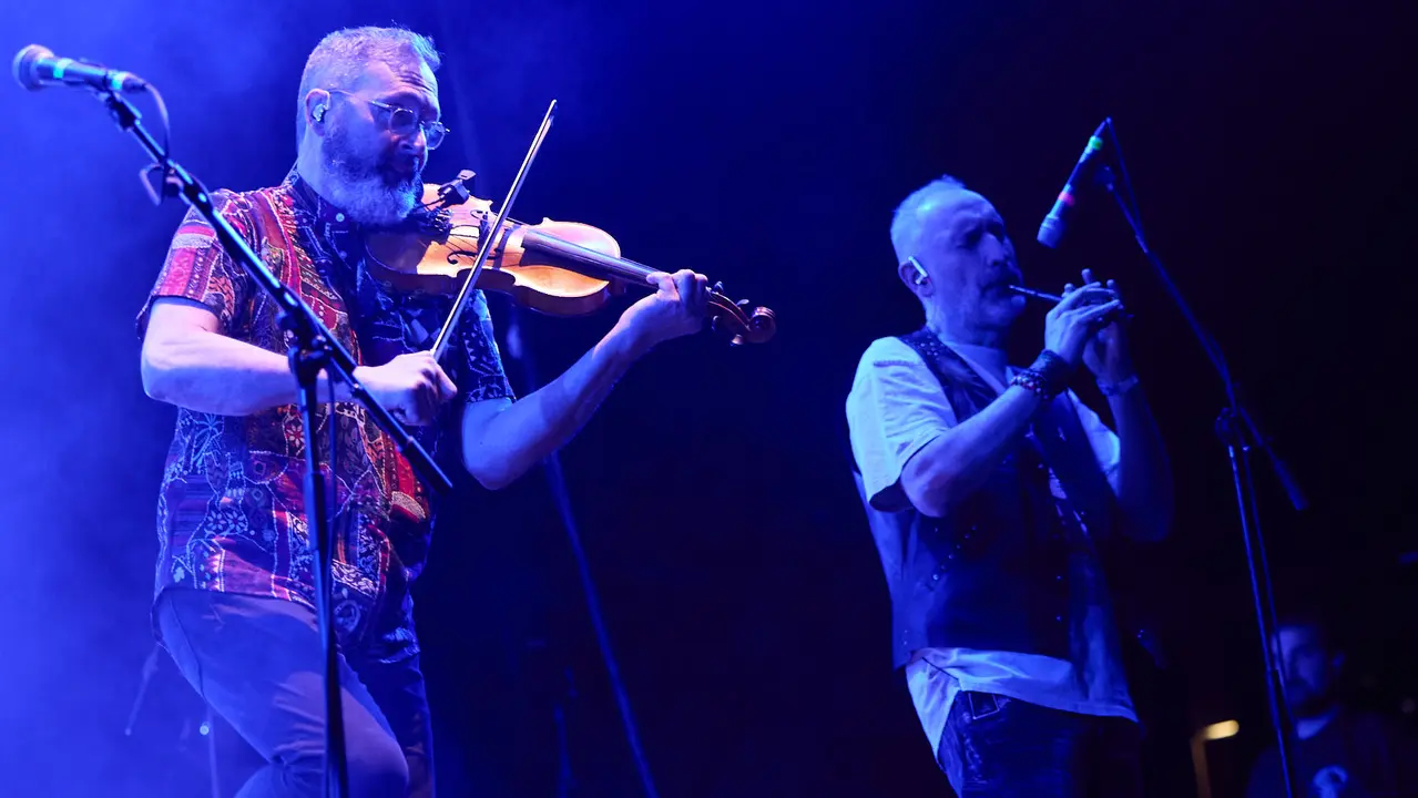Concierto de Celtas Cortos dentro de su gira "40 a&ntilde;os Contando Cuentos" en el pabell&oacute;n Navarra Arena de Pamplona. I&Ntilde;IGO ALZUGARAY