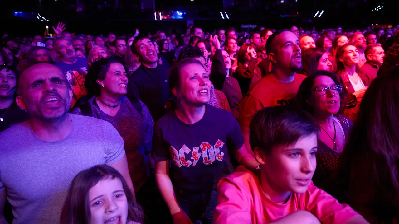 Concierto de Celtas Cortos dentro de su gira "40 a&ntilde;os Contando Cuentos" en el pabell&oacute;n Navarra Arena de Pamplona. I&Ntilde;IGO ALZUGARAY
