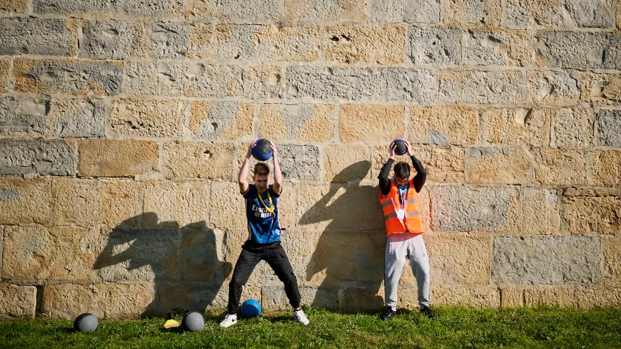 Evento Conexi&oacute;n Social Uni2, un encuentro social y deportivo, organizado por el alumnado del CI Burlada FP, orientado a "visibilizar distintas realidades de discapacidad y exclusi&oacute;n". PABLO LASAOSA