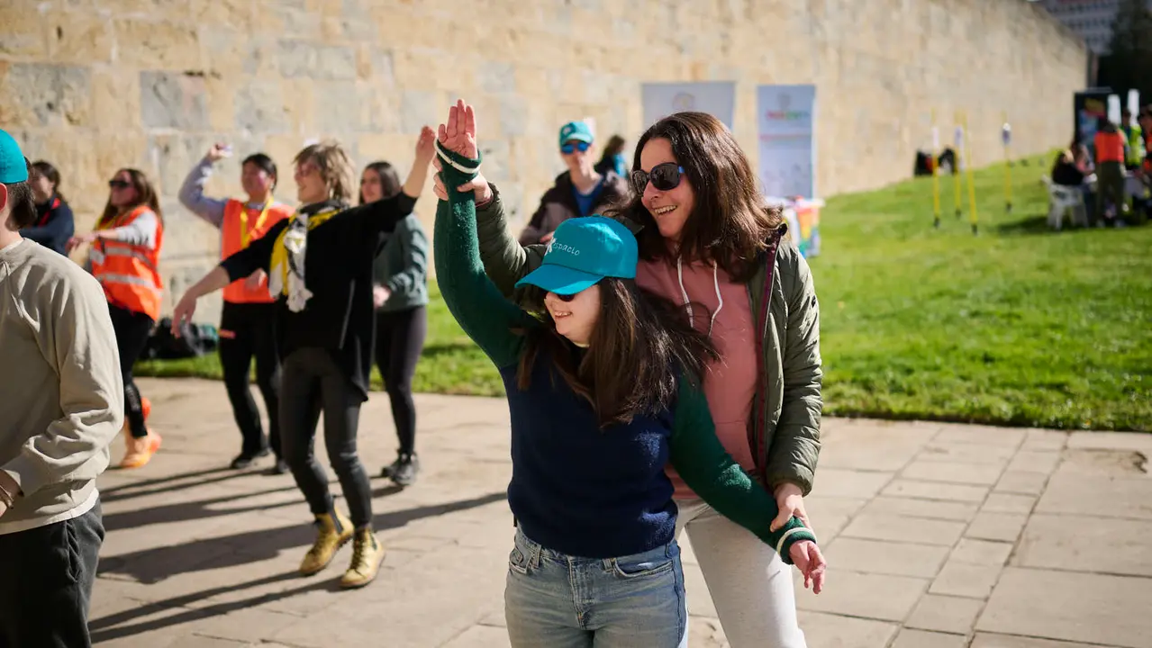 Evento Conexi&oacute;n Social Uni2, un encuentro social y deportivo, organizado por el alumnado del CI Burlada FP, orientado a "visibilizar distintas realidades de discapacidad y exclusi&oacute;n". PABLO LASAOSA
