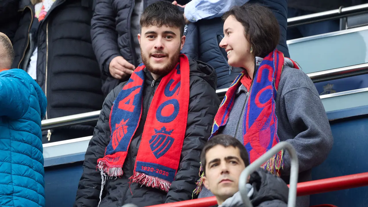 La grada del estadio de El Sadar durante el partido de La Liga EA Sports entre CA Osasuna y RCD Mallorca disputado en Pamplona. I&Ntilde;IGO ALZUGARAY