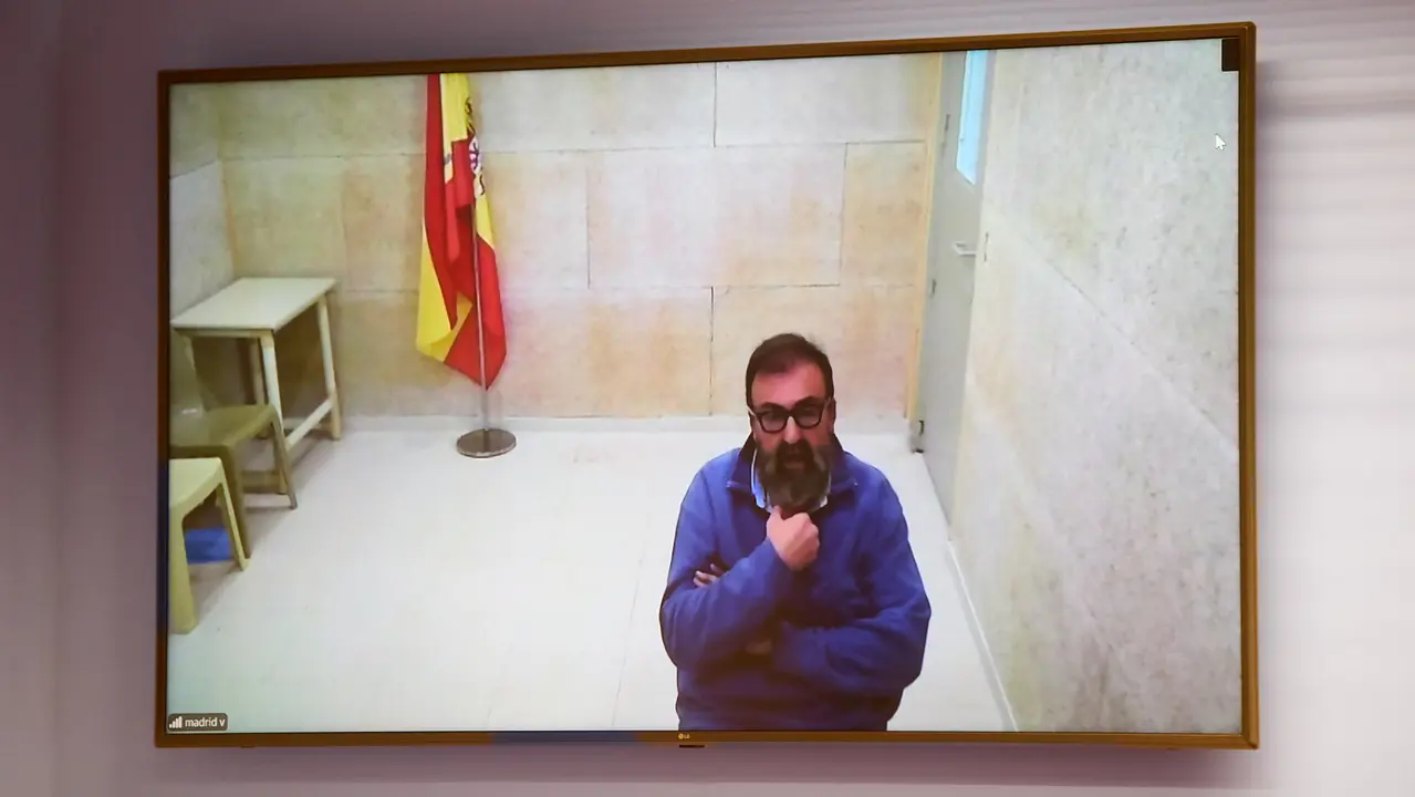 Comisi&oacute;n de investigaci&oacute;n sobre licitaci&oacute;n y adjudicaci&oacute;n de obras p&uacute;blicas del Gobierno de Navarra con la comparecencia de Koldo Garc&iacute;a por videoconferencia desde la prisi&oacute;n de Soto del Real. I&Ntilde;IGO ALZUGARAY