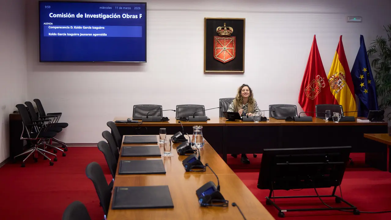Comisi&oacute;n de investigaci&oacute;n sobre licitaci&oacute;n y adjudicaci&oacute;n de obras p&uacute;blicas del Gobierno de Navarra con la comparecencia de Koldo Garc&iacute;a por videoconferencia desde la prisi&oacute;n de Soto del Real. I&Ntilde;IGO ALZUGARAY