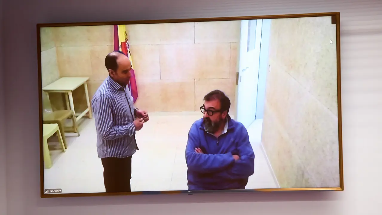 Comisi&oacute;n de investigaci&oacute;n sobre licitaci&oacute;n y adjudicaci&oacute;n de obras p&uacute;blicas del Gobierno de Navarra con la comparecencia de Koldo Garc&iacute;a por videoconferencia desde la prisi&oacute;n de Soto del Real. I&Ntilde;IGO ALZUGARAY