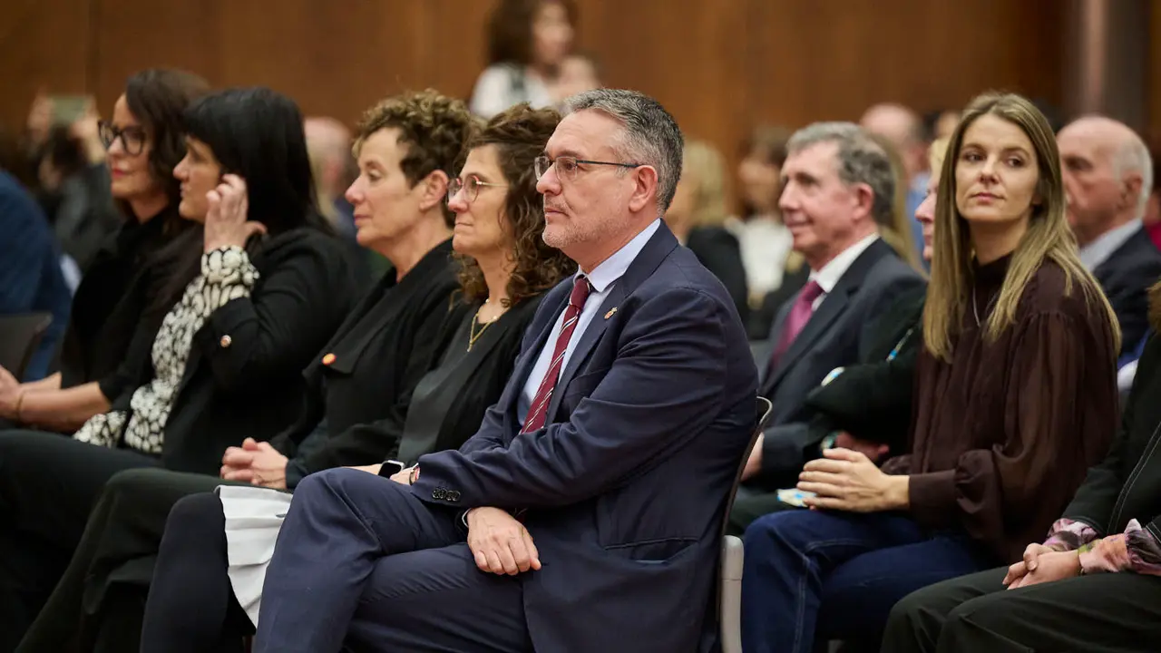 La UPNA celebra el acto acad&eacute;mico de investidura de los nuevos doctores y doctoras que han le&iacute;do su tesis en los &uacute;ltimos dos a&ntilde;os. PABLO LASAOSA