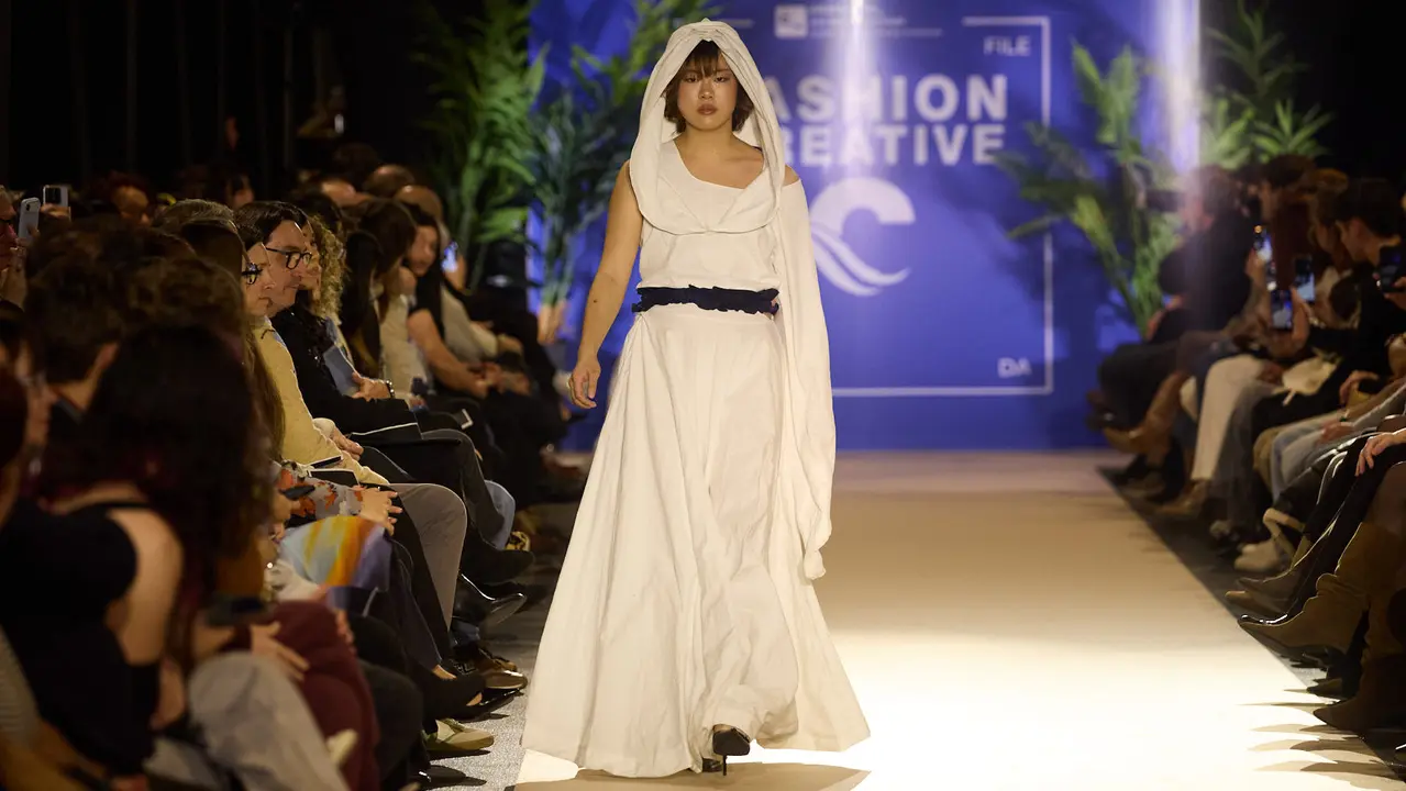 V edici&oacute;n del Fashion Creative, desfile de moda de los alumnos de Dise&ntilde;o de Moda de Creanavarra, en el pabell&oacute;n Navarra Arena de Pamplona. I&Ntilde;IGO ALZUGARAY