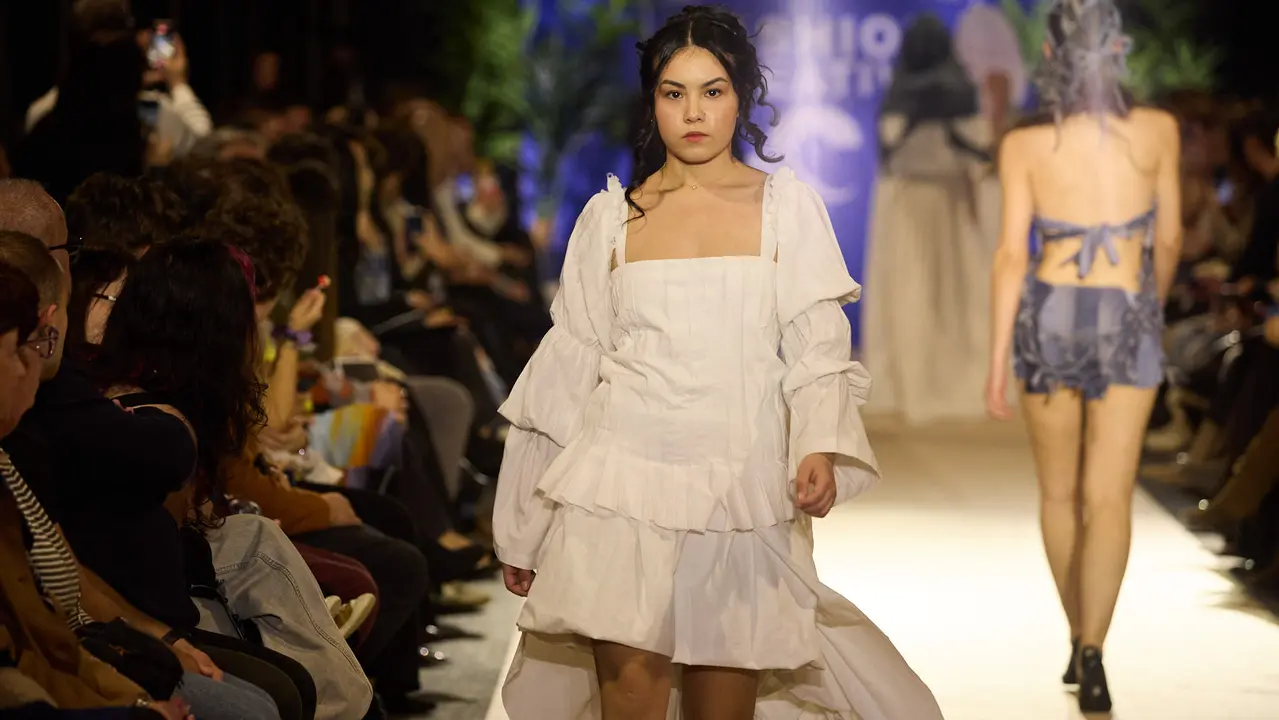 V edici&oacute;n del Fashion Creative, desfile de moda de los alumnos de Dise&ntilde;o de Moda de Creanavarra, en el pabell&oacute;n Navarra Arena de Pamplona. I&Ntilde;IGO ALZUGARAY