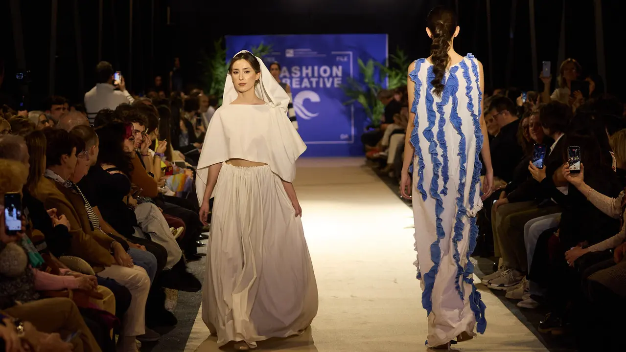 V edici&oacute;n del Fashion Creative, desfile de moda de los alumnos de Dise&ntilde;o de Moda de Creanavarra, en el pabell&oacute;n Navarra Arena de Pamplona. I&Ntilde;IGO ALZUGARAY
