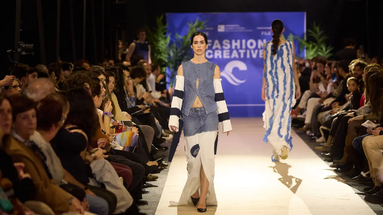 V edici&oacute;n del Fashion Creative, desfile de moda de los alumnos de Dise&ntilde;o de Moda de Creanavarra, en el pabell&oacute;n Navarra Arena de Pamplona. I&Ntilde;IGO ALZUGARAY
