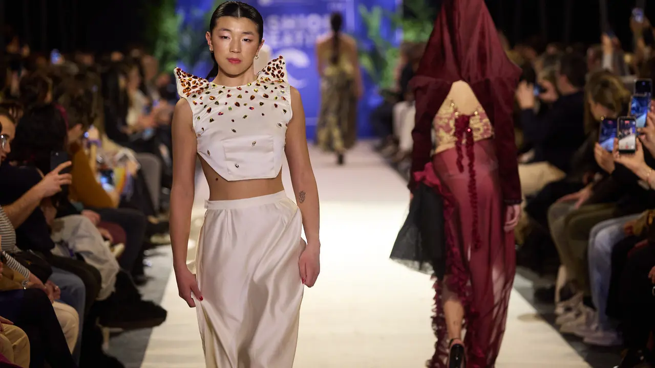 V edici&oacute;n del Fashion Creative, desfile de moda de los alumnos de Dise&ntilde;o de Moda de Creanavarra, en el pabell&oacute;n Navarra Arena de Pamplona. I&Ntilde;IGO ALZUGARAY