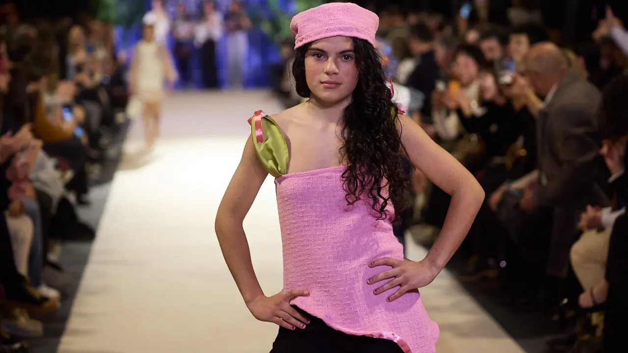 V edici&oacute;n del Fashion Creative, desfile de moda de los alumnos de Dise&ntilde;o de Moda de Creanavarra, en el pabell&oacute;n Navarra Arena de Pamplona. I&Ntilde;IGO ALZUGARAY