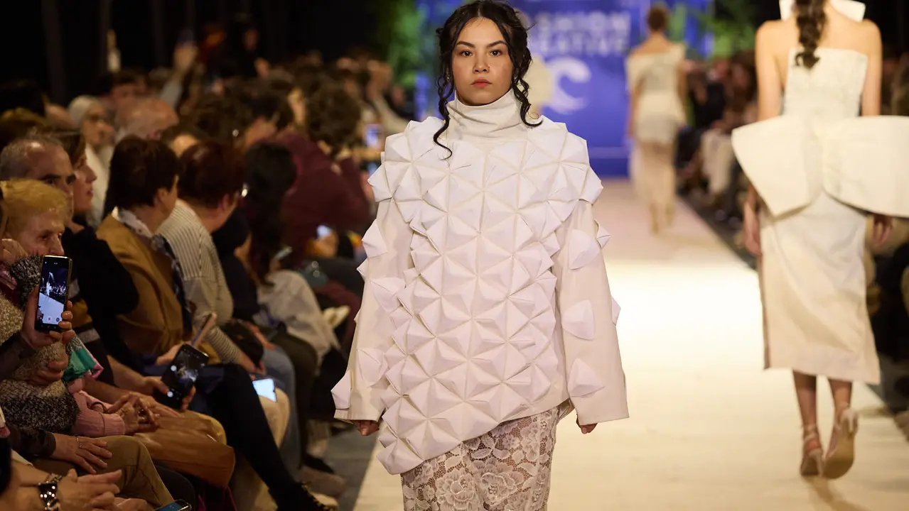 V edici&oacute;n del Fashion Creative, desfile de moda de los alumnos de Dise&ntilde;o de Moda de Creanavarra, en el pabell&oacute;n Navarra Arena de Pamplona. I&Ntilde;IGO ALZUGARAY