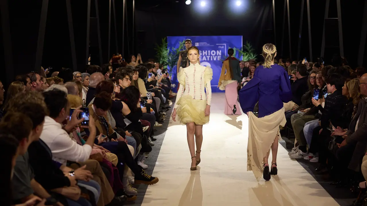 V edici&oacute;n del Fashion Creative, desfile de moda de los alumnos de Dise&ntilde;o de Moda de Creanavarra, en el pabell&oacute;n Navarra Arena de Pamplona. I&Ntilde;IGO ALZUGARAY