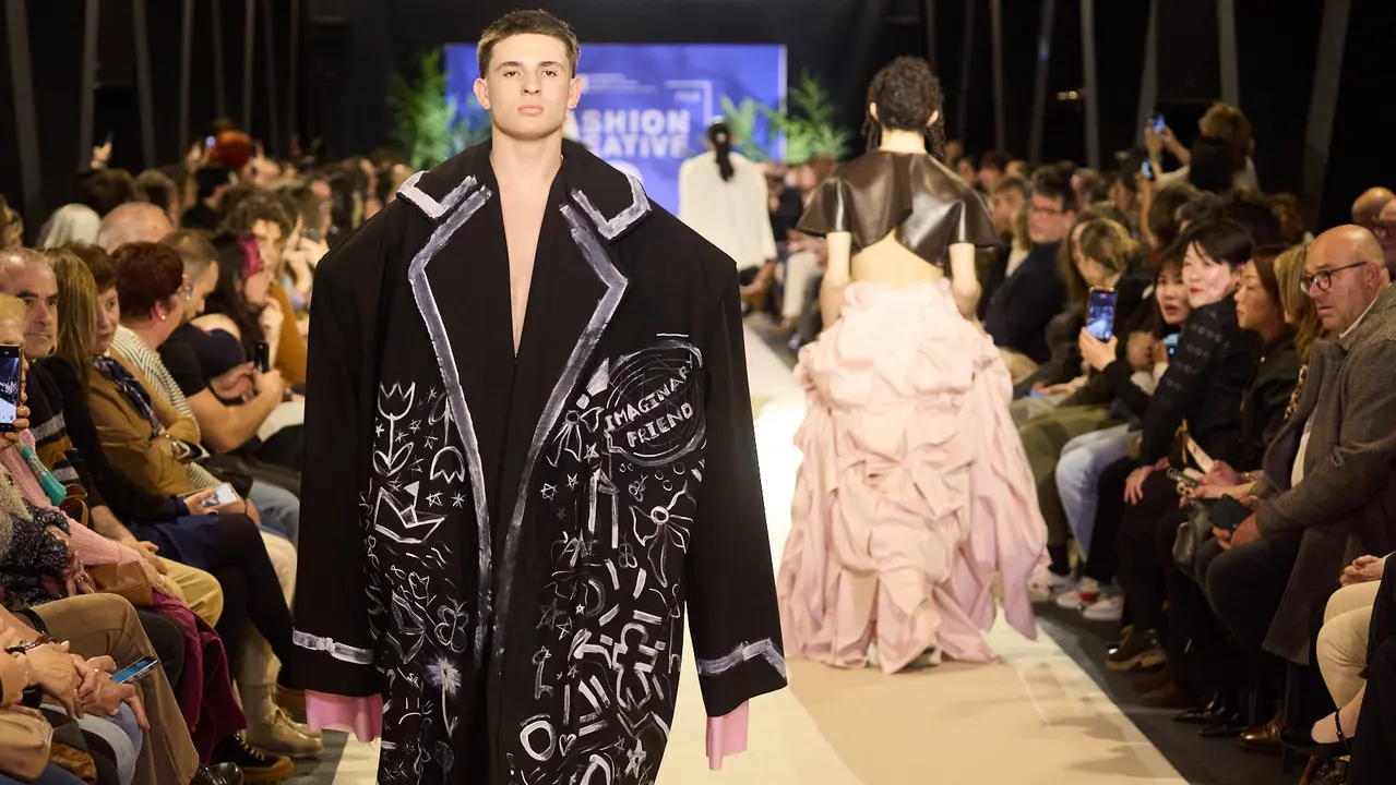 V edici&oacute;n del Fashion Creative, desfile de moda de los alumnos de Dise&ntilde;o de Moda de Creanavarra, en el pabell&oacute;n Navarra Arena de Pamplona. I&Ntilde;IGO ALZUGARAY