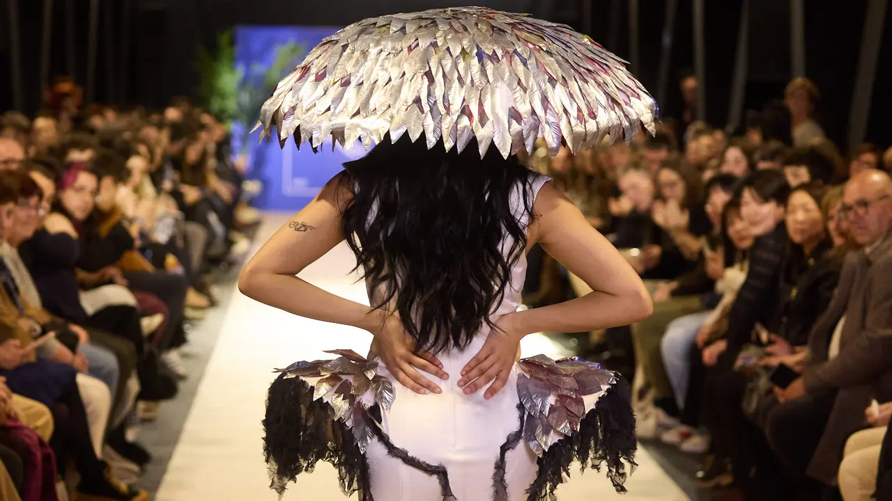 V edici&oacute;n del Fashion Creative, desfile de moda de los alumnos de Dise&ntilde;o de Moda de Creanavarra, en el pabell&oacute;n Navarra Arena de Pamplona. I&Ntilde;IGO ALZUGARAY