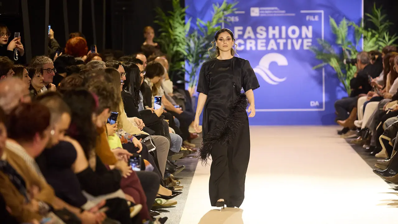 V edici&oacute;n del Fashion Creative, desfile de moda de los alumnos de Dise&ntilde;o de Moda de Creanavarra, en el pabell&oacute;n Navarra Arena de Pamplona. I&Ntilde;IGO ALZUGARAY