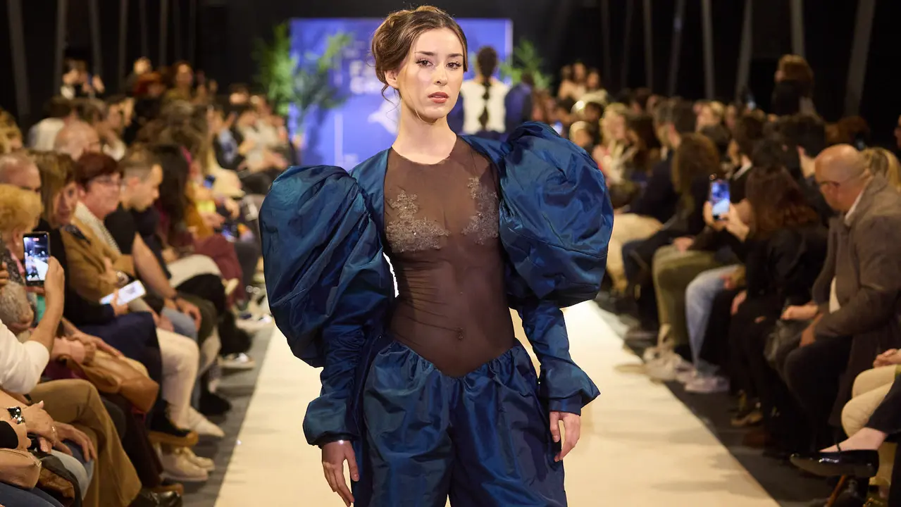 V edici&oacute;n del Fashion Creative, desfile de moda de los alumnos de Dise&ntilde;o de Moda de Creanavarra, en el pabell&oacute;n Navarra Arena de Pamplona. I&Ntilde;IGO ALZUGARAY