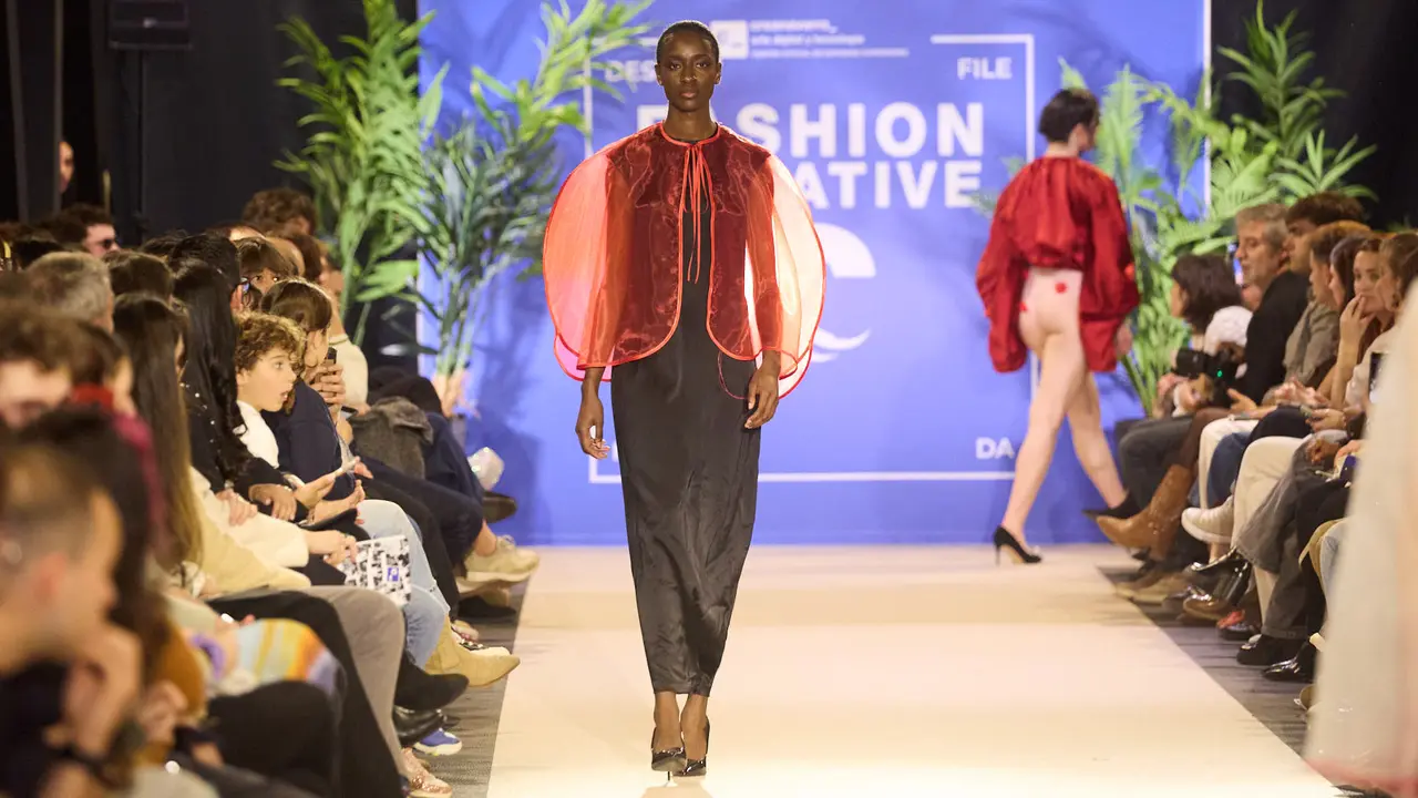 V edici&oacute;n del Fashion Creative, desfile de moda de los alumnos de Dise&ntilde;o de Moda de Creanavarra, en el pabell&oacute;n Navarra Arena de Pamplona. I&Ntilde;IGO ALZUGARAY
