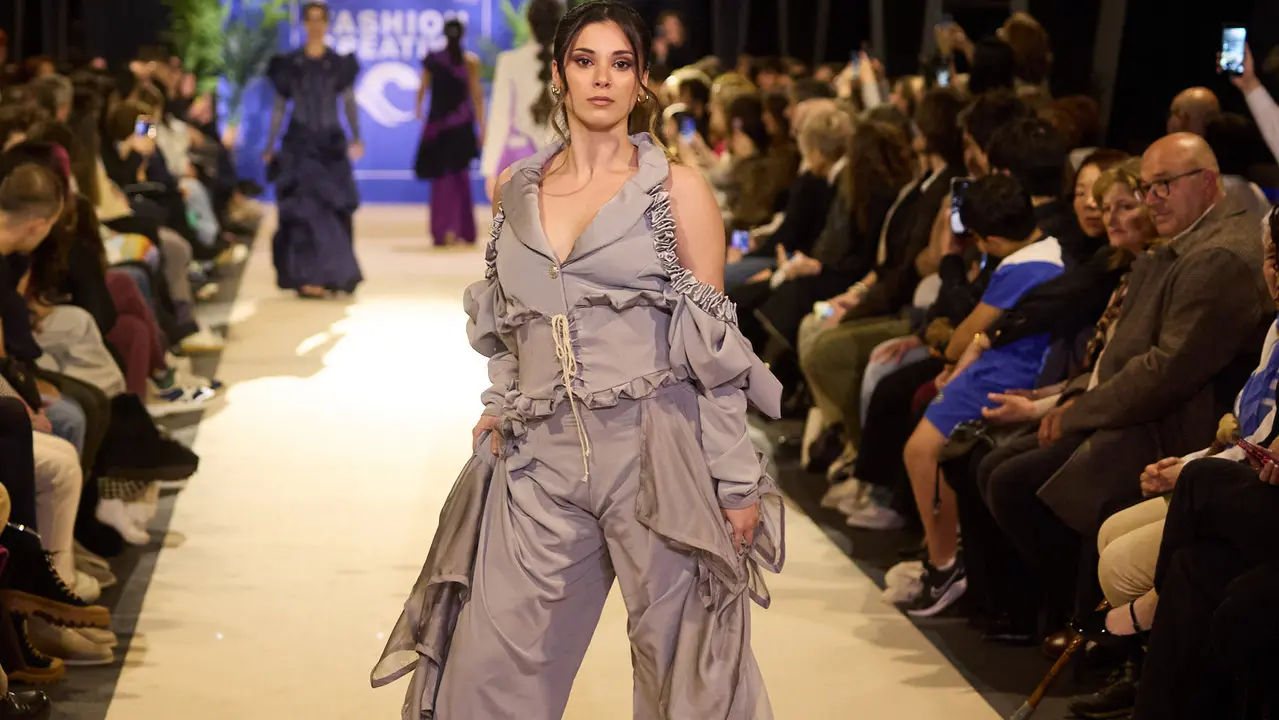 V edici&oacute;n del Fashion Creative, desfile de moda de los alumnos de Dise&ntilde;o de Moda de Creanavarra, en el pabell&oacute;n Navarra Arena de Pamplona. I&Ntilde;IGO ALZUGARAY