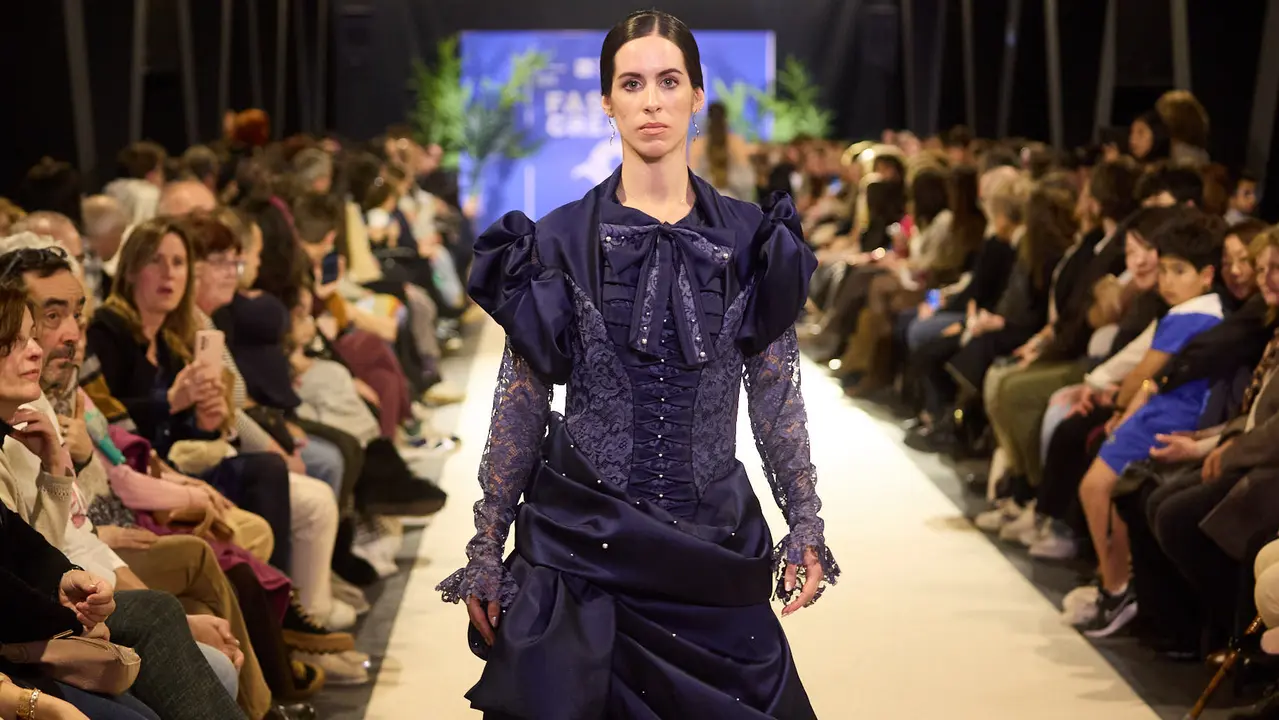 V edici&oacute;n del Fashion Creative, desfile de moda de los alumnos de Dise&ntilde;o de Moda de Creanavarra, en el pabell&oacute;n Navarra Arena de Pamplona. I&Ntilde;IGO ALZUGARAY