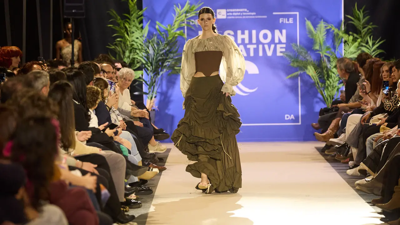 V edici&oacute;n del Fashion Creative, desfile de moda de los alumnos de Dise&ntilde;o de Moda de Creanavarra, en el pabell&oacute;n Navarra Arena de Pamplona. I&Ntilde;IGO ALZUGARAY