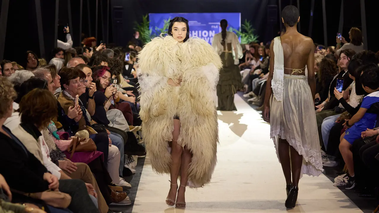 V edici&oacute;n del Fashion Creative, desfile de moda de los alumnos de Dise&ntilde;o de Moda de Creanavarra, en el pabell&oacute;n Navarra Arena de Pamplona. I&Ntilde;IGO ALZUGARAY