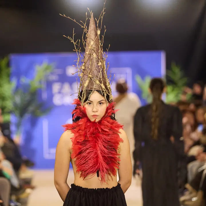 V edici&oacute;n del Fashion Creative, desfile de moda de los alumnos de Dise&ntilde;o de Moda de Creanavarra, en el pabell&oacute;n Navarra Arena de Pamplona. I&Ntilde;IGO ALZUGARAY