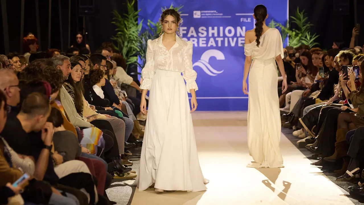 V edici&oacute;n del Fashion Creative, desfile de moda de los alumnos de Dise&ntilde;o de Moda de Creanavarra, en el pabell&oacute;n Navarra Arena de Pamplona. I&Ntilde;IGO ALZUGARAY