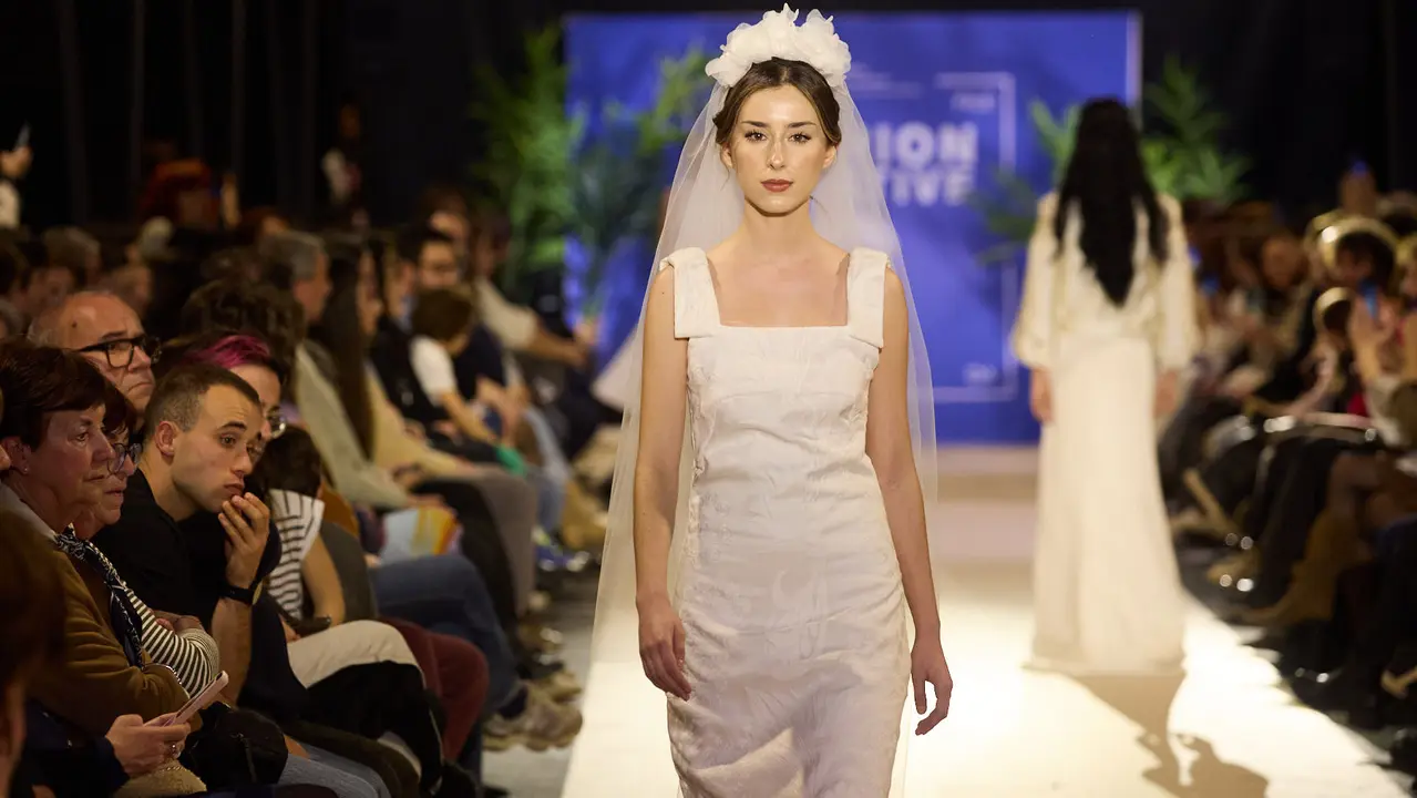 V edici&oacute;n del Fashion Creative, desfile de moda de los alumnos de Dise&ntilde;o de Moda de Creanavarra, en el pabell&oacute;n Navarra Arena de Pamplona. I&Ntilde;IGO ALZUGARAY