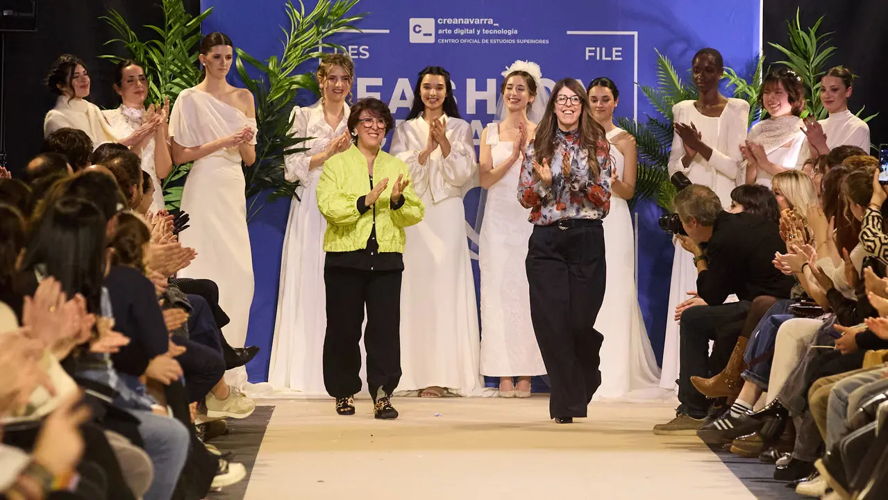 V edici&oacute;n del Fashion Creative, desfile de moda de los alumnos de Dise&ntilde;o de Moda de Creanavarra, en el pabell&oacute;n Navarra Arena de Pamplona. I&Ntilde;IGO ALZUGARAY