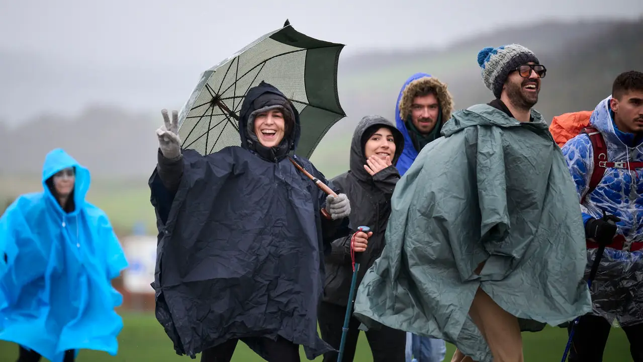 Miles de personas peregrinan a Javier durante la segunda Javierada de 2026. PABLO LASAOSA