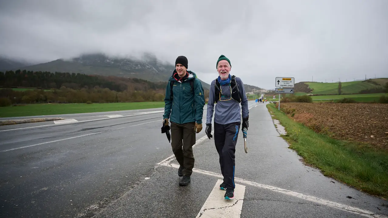 Miles de personas peregrinan a Javier durante la segunda Javierada de 2026. PABLO LASAOSA