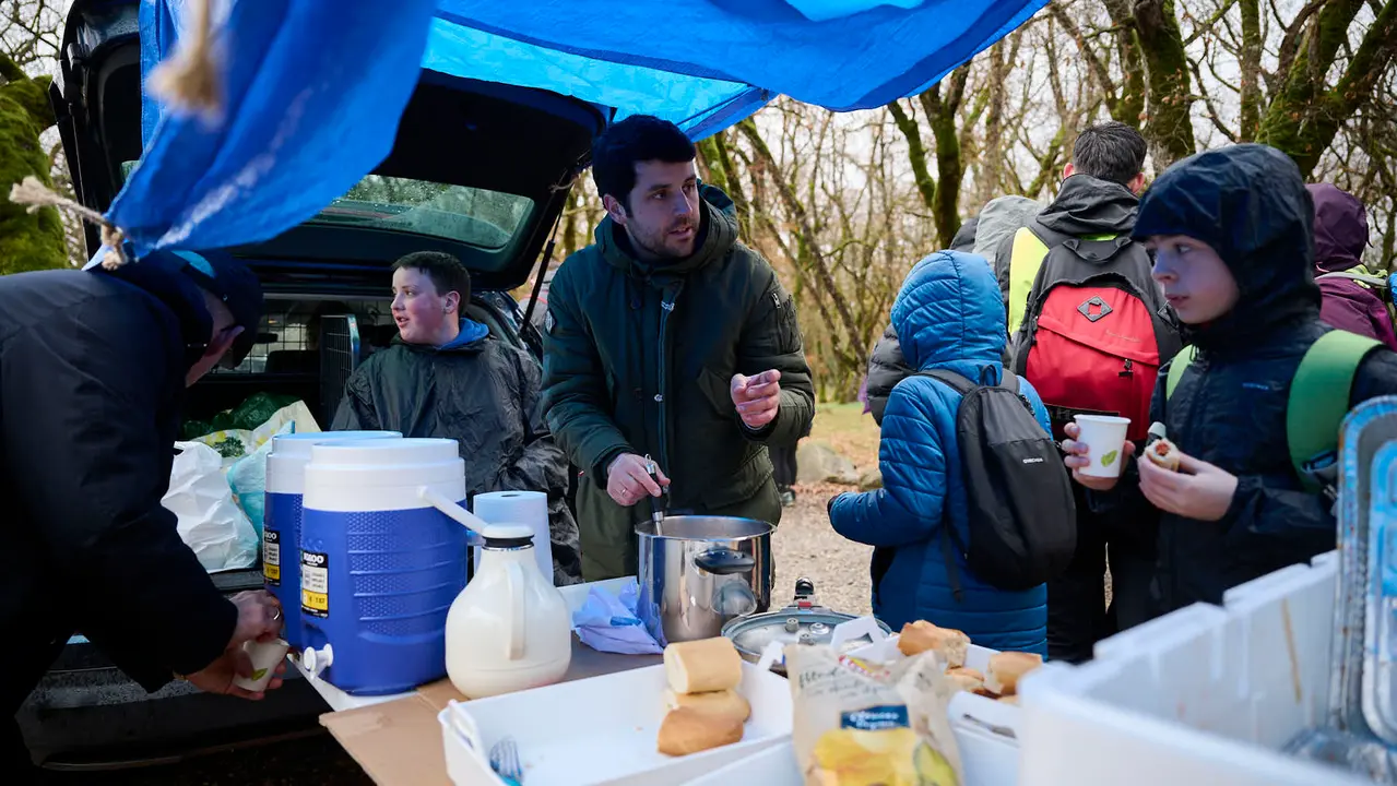 Miles de personas peregrinan a Javier durante la segunda Javierada de 2026. PABLO LASAOSA