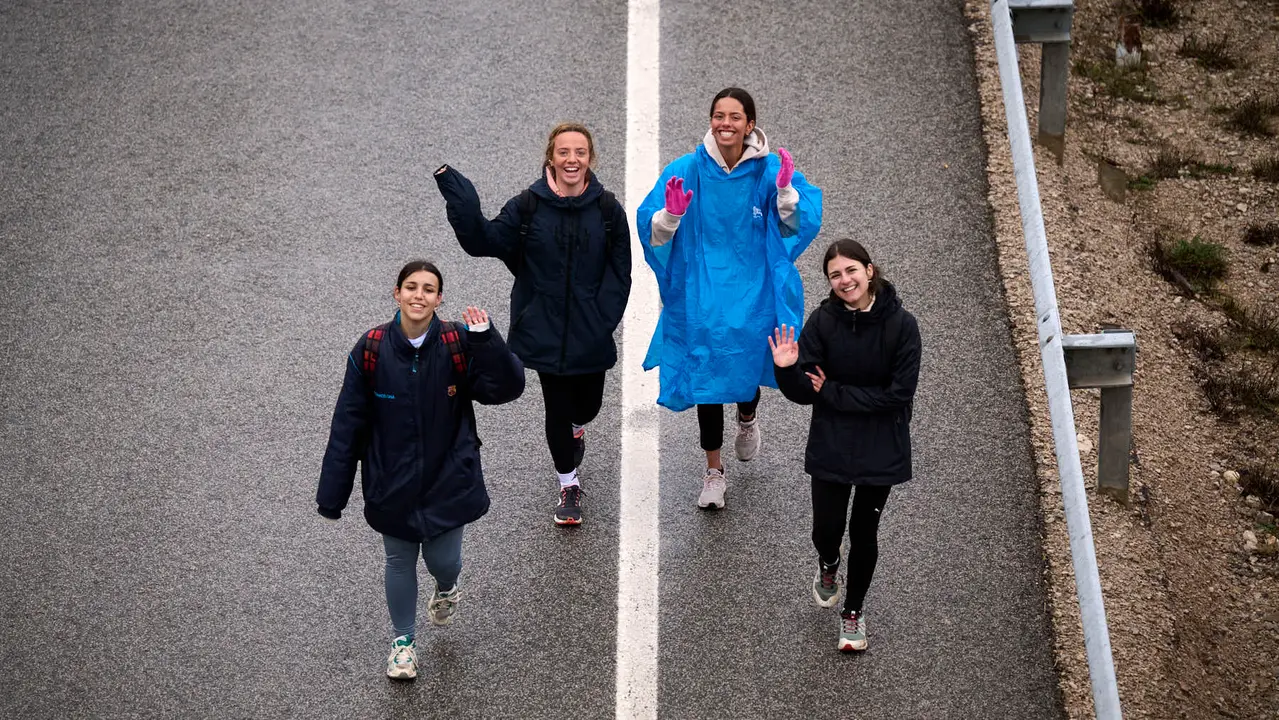 Miles de personas peregrinan a Javier durante la segunda Javierada de 2026. PABLO LASAOSA