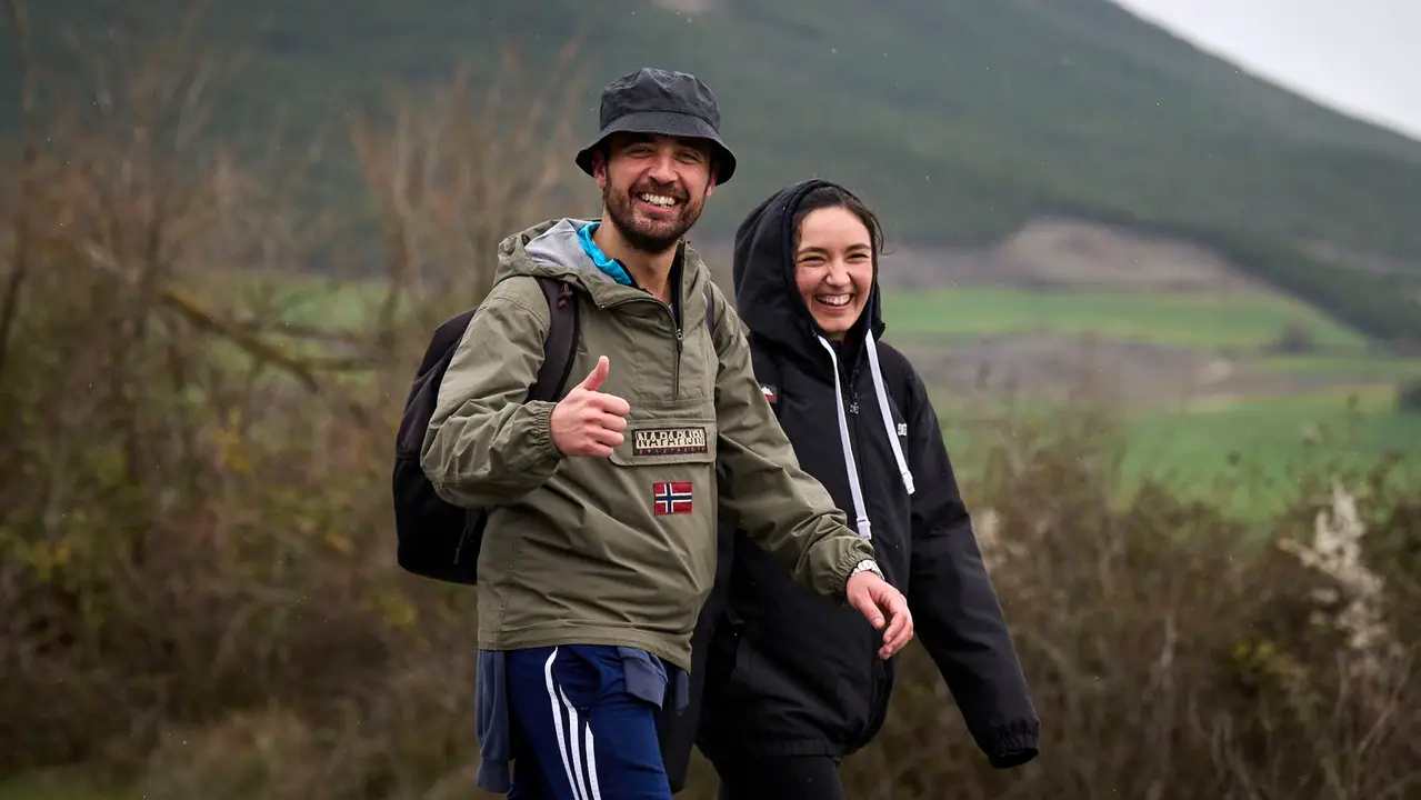 Miles de personas peregrinan a Javier durante la segunda Javierada de 2026. PABLO LASAOSA