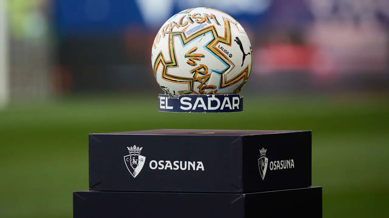 Partido de La Liga EA Sports entre CA Osasuna y Girona FC disputado en el estadio de El Sadar en Pamplona. I&Ntilde;IGO ALZUGARAY