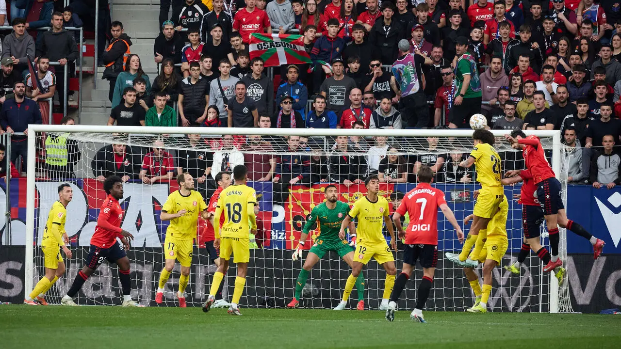Partido de La Liga EA Sports entre CA Osasuna y Girona FC disputado en el estadio de El Sadar en Pamplona. I&Ntilde;IGO ALZUGARAY