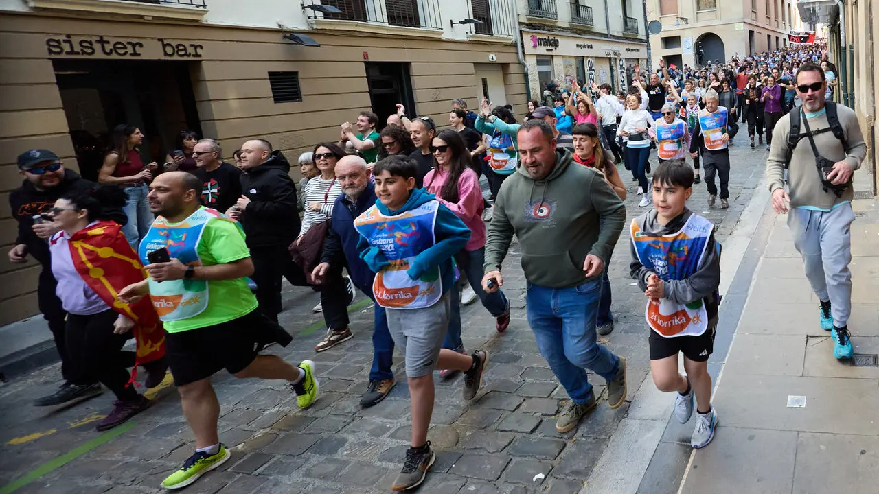 Korrika 2026 por las calles de Pamplona. NAVARRA.COM