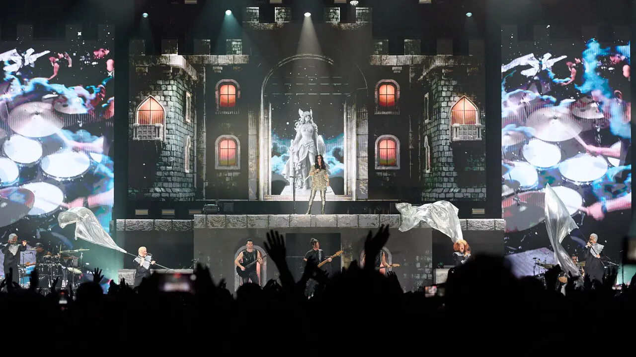 Concierto de Laura Pausini en el pabell&oacute;n Navarra Arena de Pamplona que supone el inicio de su gira mundial Yo Canto World Tour 2026/2027. I&Ntilde;IGO ALZUGARAY