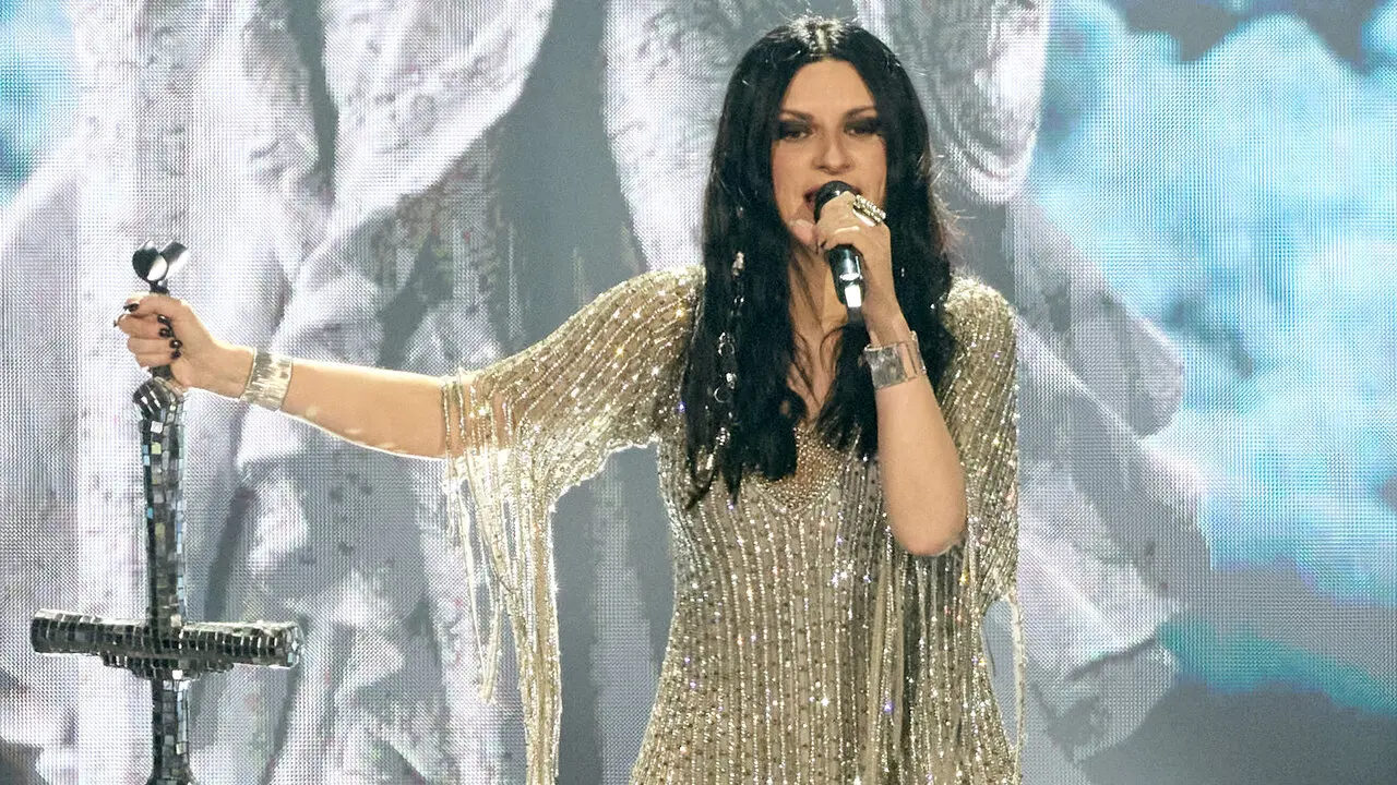 Concierto de Laura Pausini en el pabell&oacute;n Navarra Arena de Pamplona que supone el inicio de su gira mundial Yo Canto World Tour 2026/2027. I&Ntilde;IGO ALZUGARAY