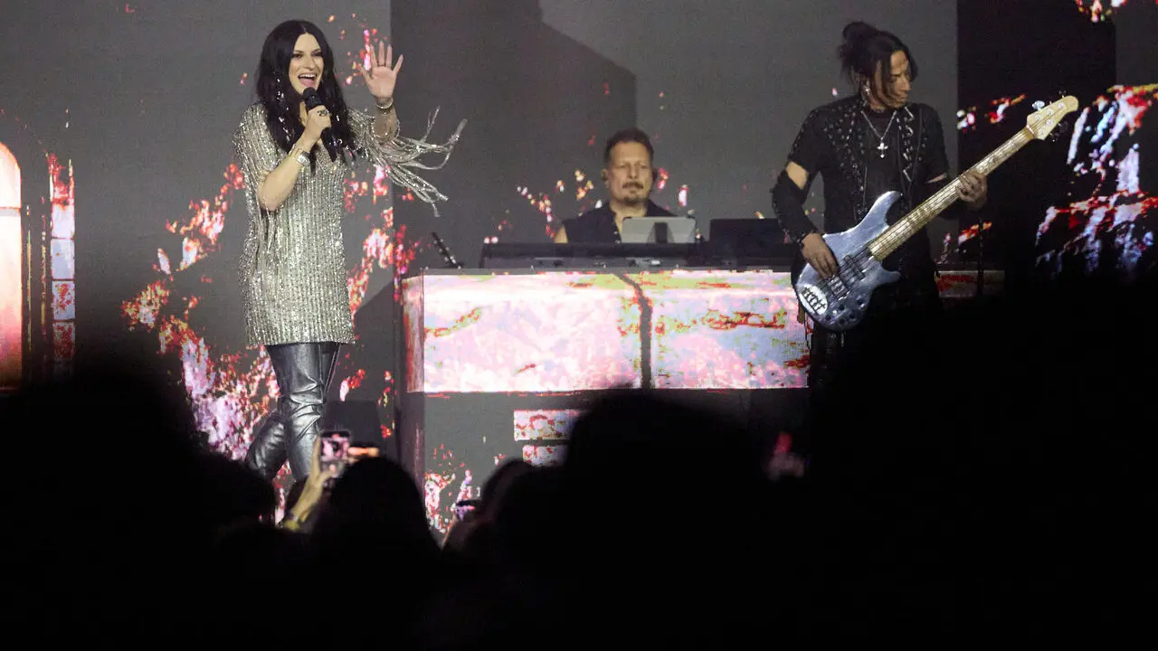 Concierto de Laura Pausini en el pabell&oacute;n Navarra Arena de Pamplona que supone el inicio de su gira mundial Yo Canto World Tour 2026/2027. I&Ntilde;IGO ALZUGARAY
