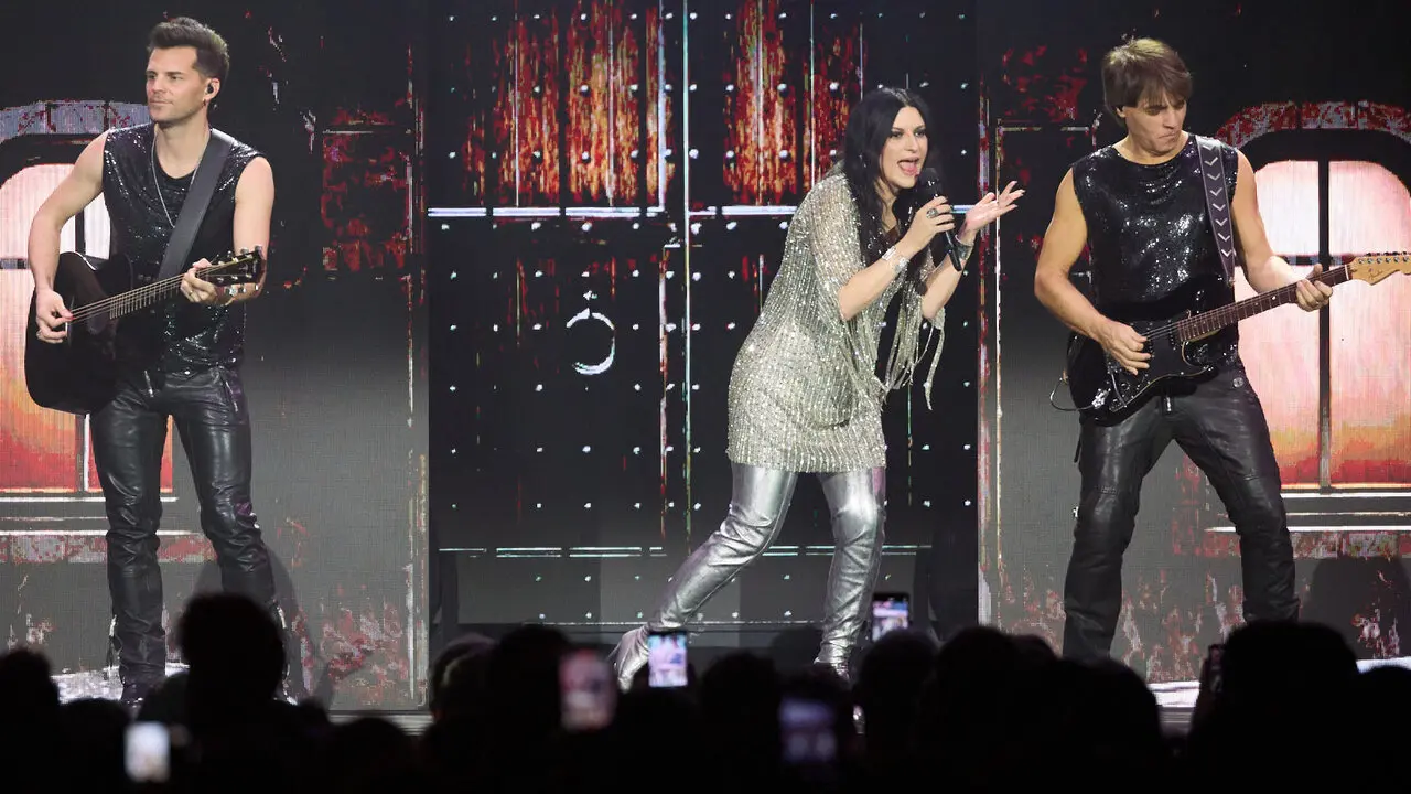 Concierto de Laura Pausini en el pabell&oacute;n Navarra Arena de Pamplona que supone el inicio de su gira mundial Yo Canto World Tour 2026/2027. I&Ntilde;IGO ALZUGARAY