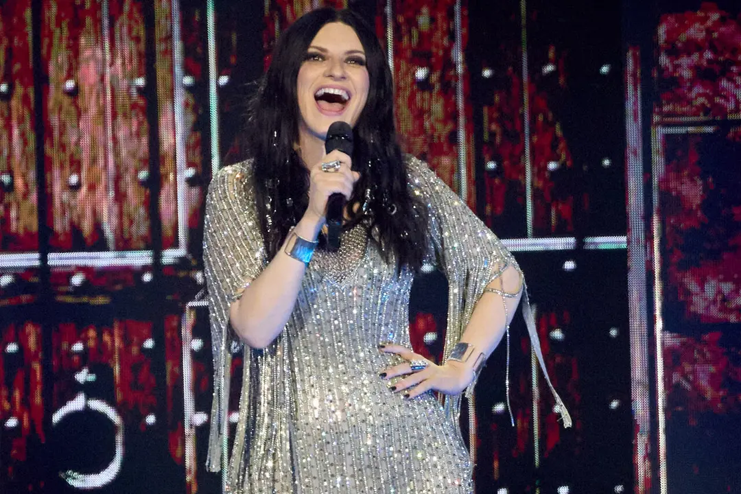 Concierto de Laura Pausini en el pabell&oacute;n Navarra Arena de Pamplona que supone el inicio de su gira mundial Yo Canto World Tour 2026/2027. I&Ntilde;IGO ALZUGARAY