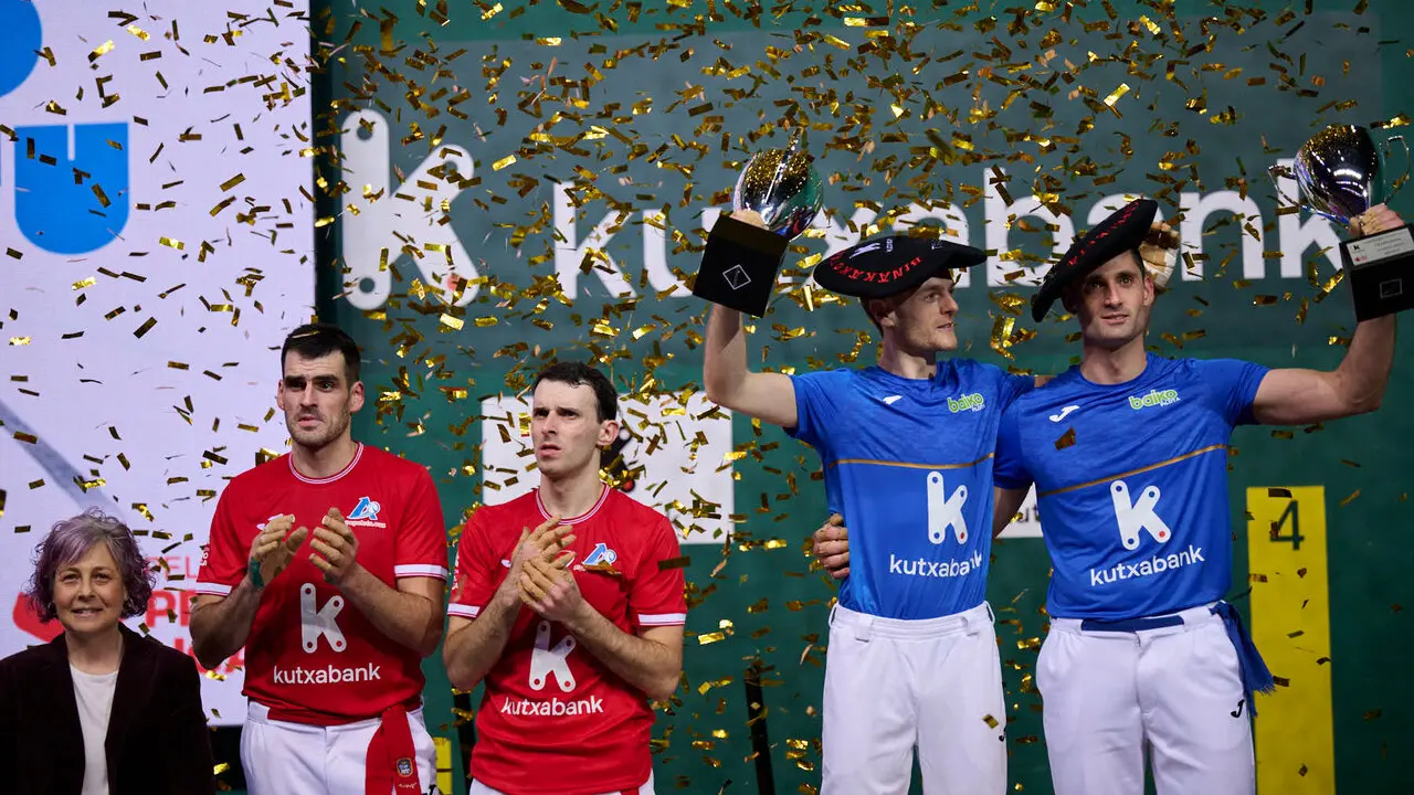 Final del XVI Campeonato de Parejas entre Altuna III-Ezkurdia y Laso-Albisu en el front&oacute;n del Navarra Arena. PABLO LASAOSA