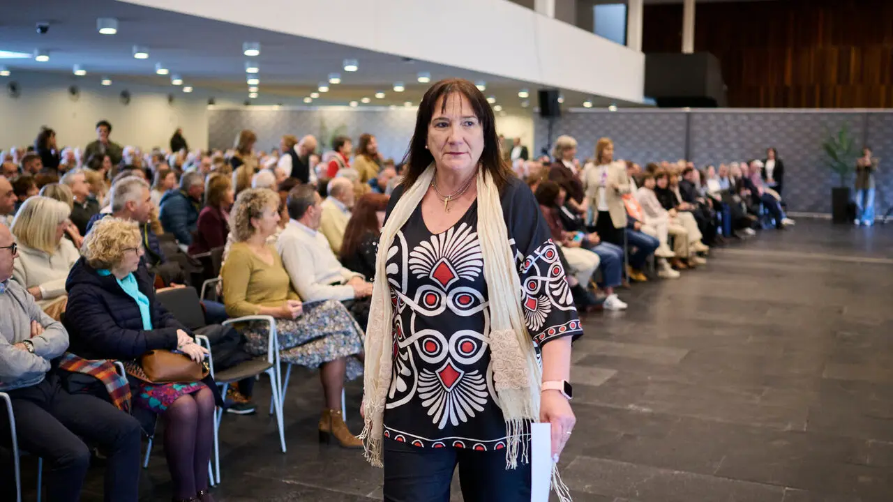 La presidenta de Navarra, Mar&iacute;a Chivite, preside el acto de homenaje a las personas empleadas de la Administraci&oacute;n Foral de Navarra jubiladas o fallecidas en 2025. PABLO LASAOSA