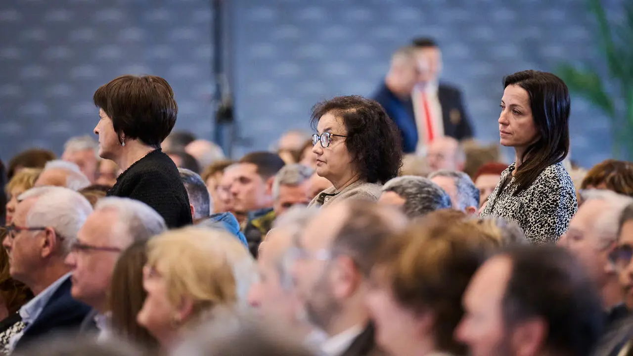 La presidenta de Navarra, Mar&iacute;a Chivite, preside el acto de homenaje a las personas empleadas de la Administraci&oacute;n Foral de Navarra jubiladas o fallecidas en 2025. PABLO LASAOSA