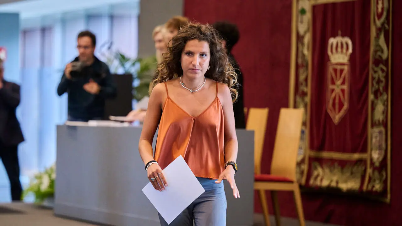 La presidenta de Navarra, Mar&iacute;a Chivite, preside el acto de homenaje a las personas empleadas de la Administraci&oacute;n Foral de Navarra jubiladas o fallecidas en 2025. PABLO LASAOSA