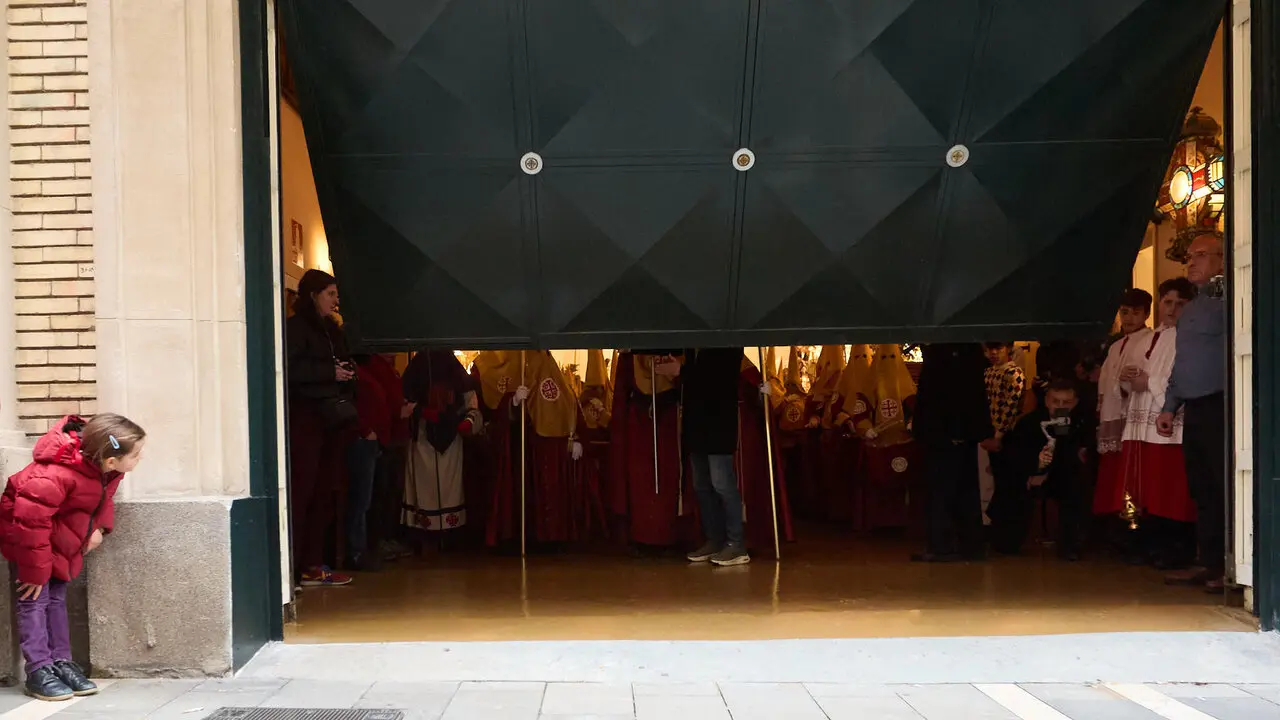 Procesi&oacute;n de Jueves Santo 2026 por las calles de Pamplona. I&Ntilde;IGO ALZUGARAY