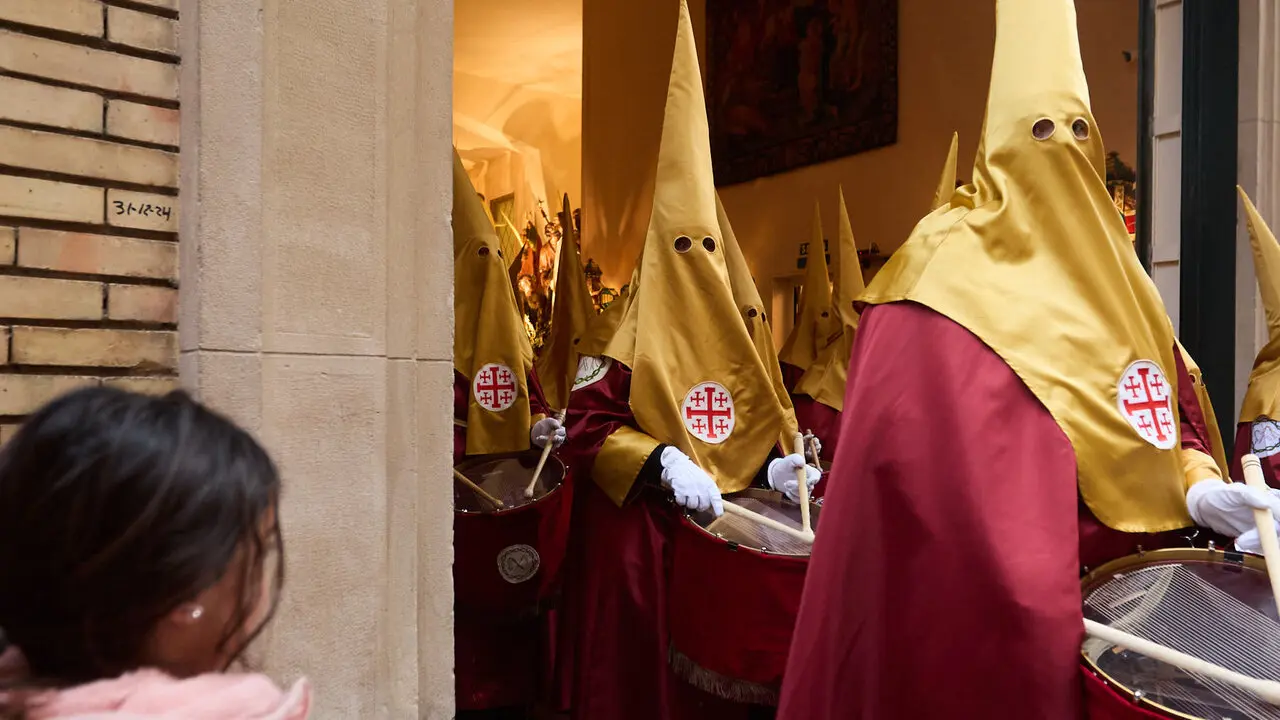 Procesi&oacute;n de Jueves Santo 2026 por las calles de Pamplona. I&Ntilde;IGO ALZUGARAY